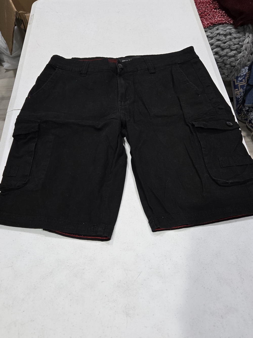 Men's Black Cargo Shorts with Multiple Utility Pockets